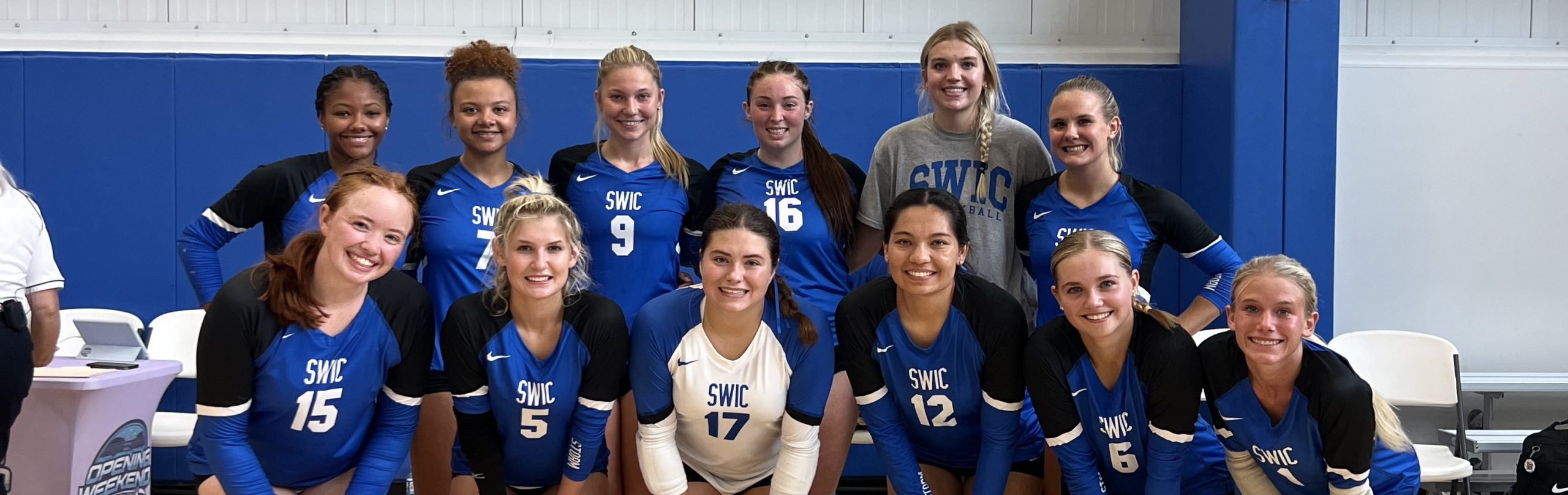 Women's Volleyball Team Group Photo